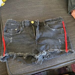 Zara | Black destroyed hot shorts w/ red stripe